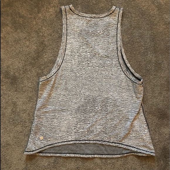 lululemon patterned tank - Picture 2 of 5